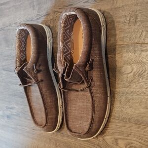 Crevo Ronnie Men's Canvas Memory Form Slip on Loafers Size 11 New With Tags